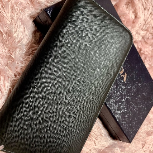 「SOLD」PRADA 1ML506 SAFFIANO SHINE NERO BLACK NEW - Picture 3 of 5